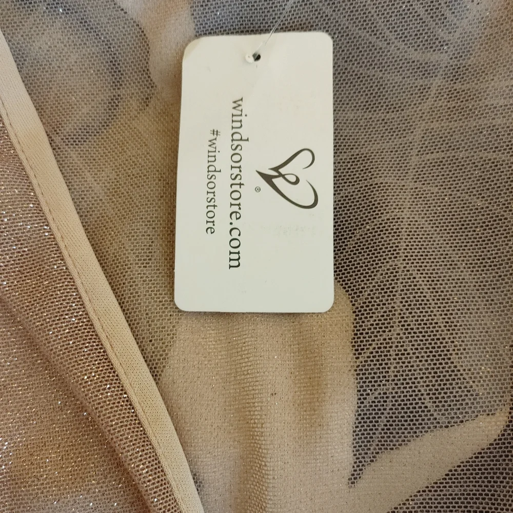 WINDSOR Shimmer Babe Bubble Sleeve Bodysuit, Tan (looks more Blush pink) L - Picture 7 of 8